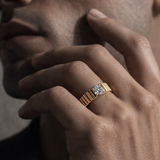 Ribbed Band Solitaire Diamond Ring in 14k Gold